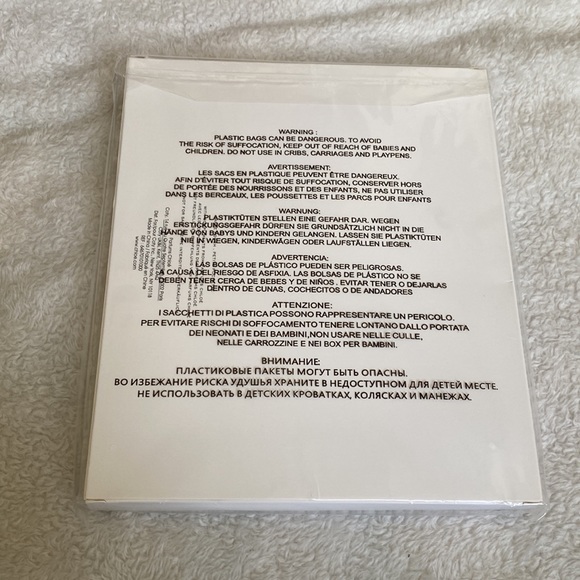 Chloe Parfum Make Up Bag - Picture 7 of 7